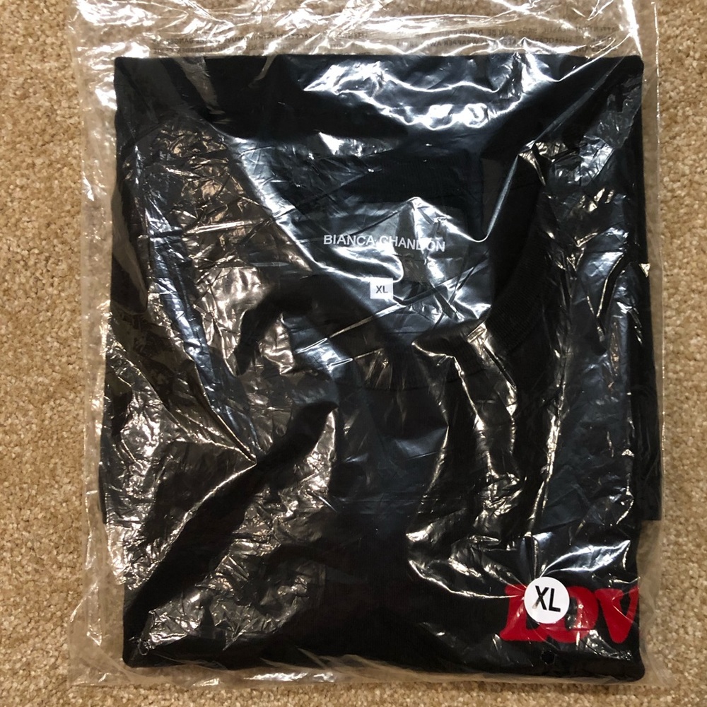 🚫SOLD 🚫Bianca Chandôn - Lover Tee